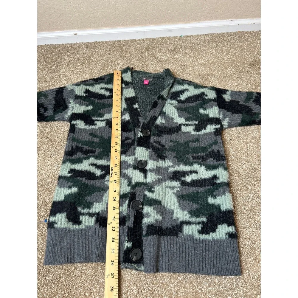 Vince Camuto cardigan sweater camo print eyelash button up V-neck SOFT SZ LG - Picture 7 of 9
